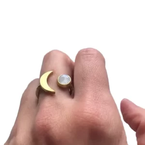 Superb Ring With Crescent Moon And Moonstone