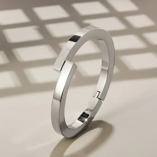 close up photo of the silver version of the Awesome Magnetic Clasp Plain Bangle