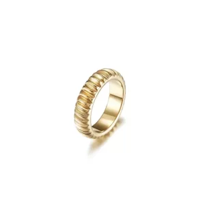 Modern Ribbed Ring in 14K Gold PVD